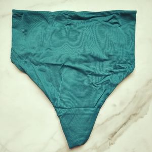 NWT SOMA VANISHING TUMMY RETRO THONG PANTY IN GULF SIDE SIZE MEDIUM